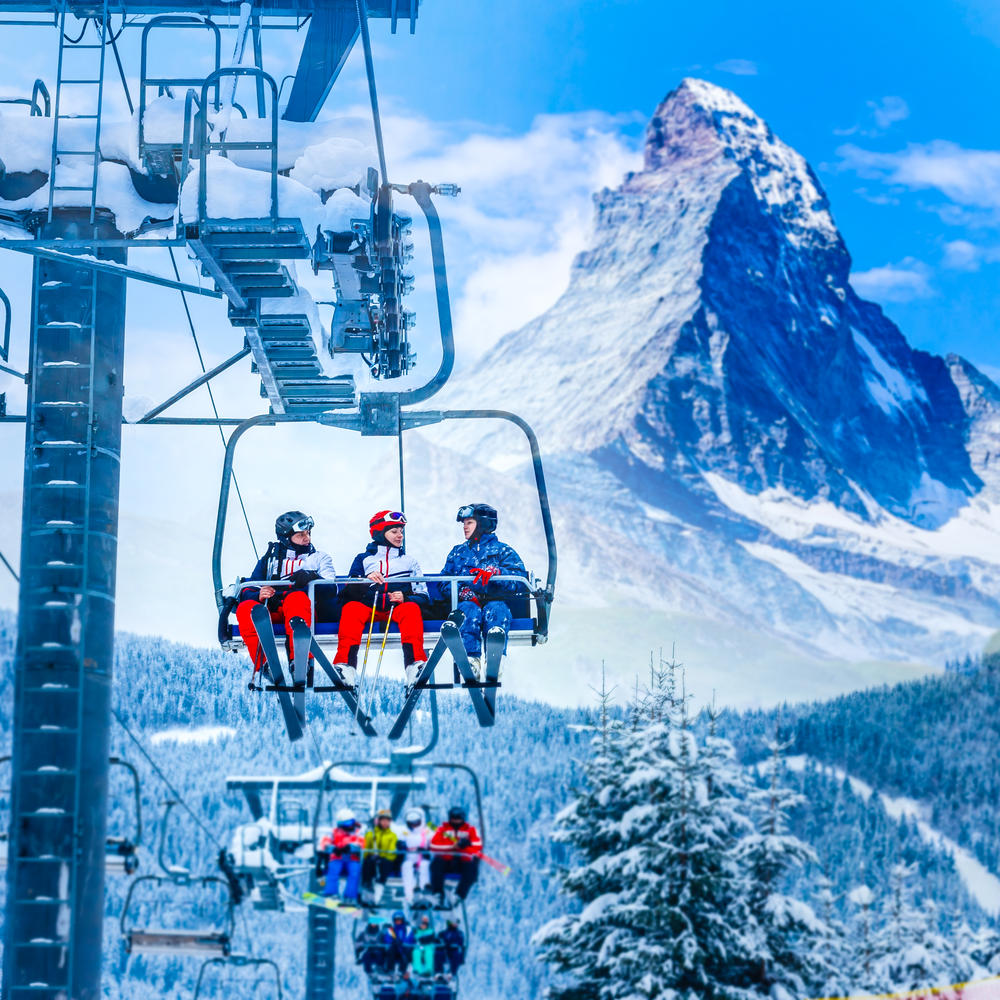 kigebiet Matterhorn in der Schweiz mit Seilbahntransport