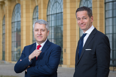 Mag. Wolfang Lackner (Vorstandsvorsitzender der Europäischen Reiseversicherung) und Mag. Andreas Sturmlechner (Vorstandsmitglied der Europäischen Reiseversicherung)